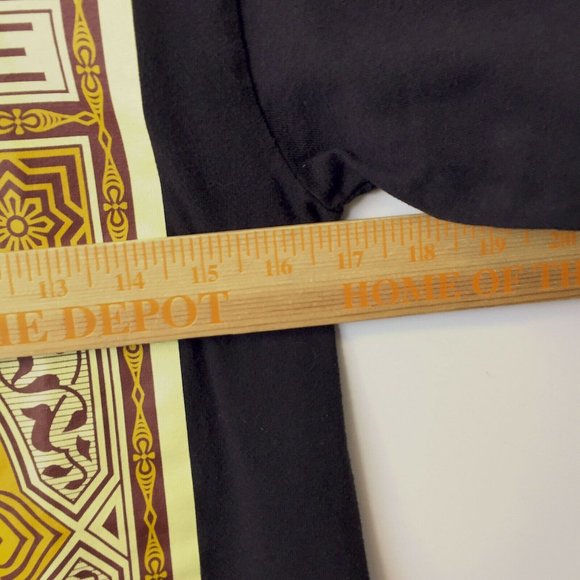 Obey Peace Love T Shirt Graphic Tee Trendy Modern Streetwear S - Picture 5 of 6